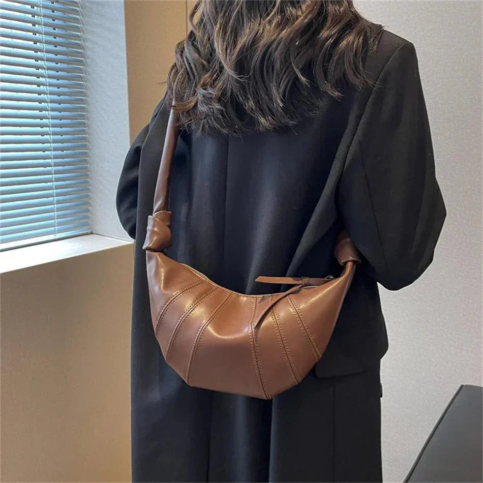 Halvemaans Chique Tas - Elegant & Tijdloos - Stijlvolle Accessoire
