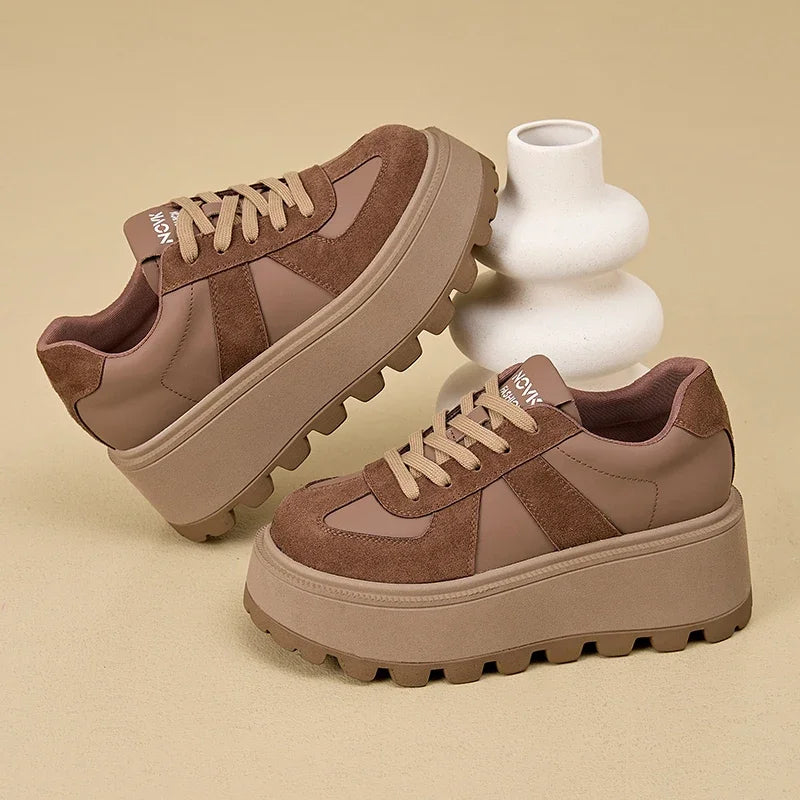 LIVIA - Hoge Lederen Sneakers