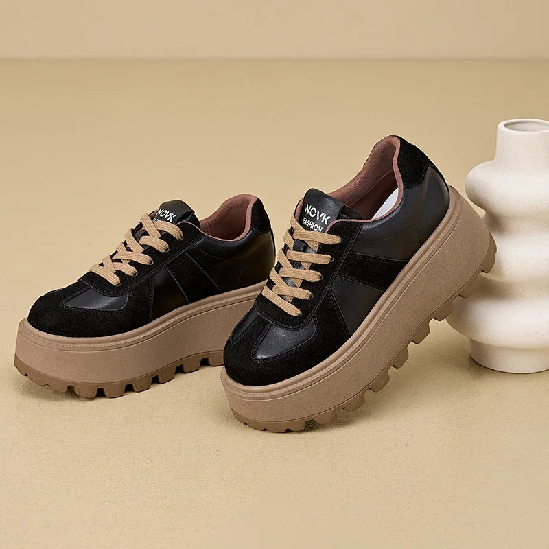 LIVIA - Hoge Lederen Sneakers