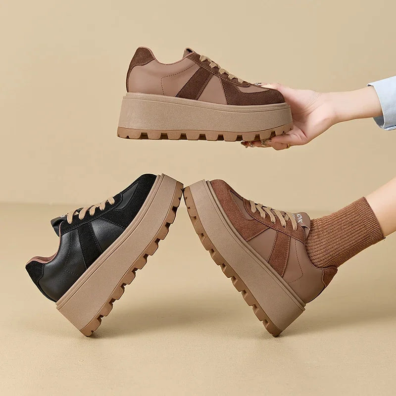 LIVIA - Hoge Lederen Sneakers