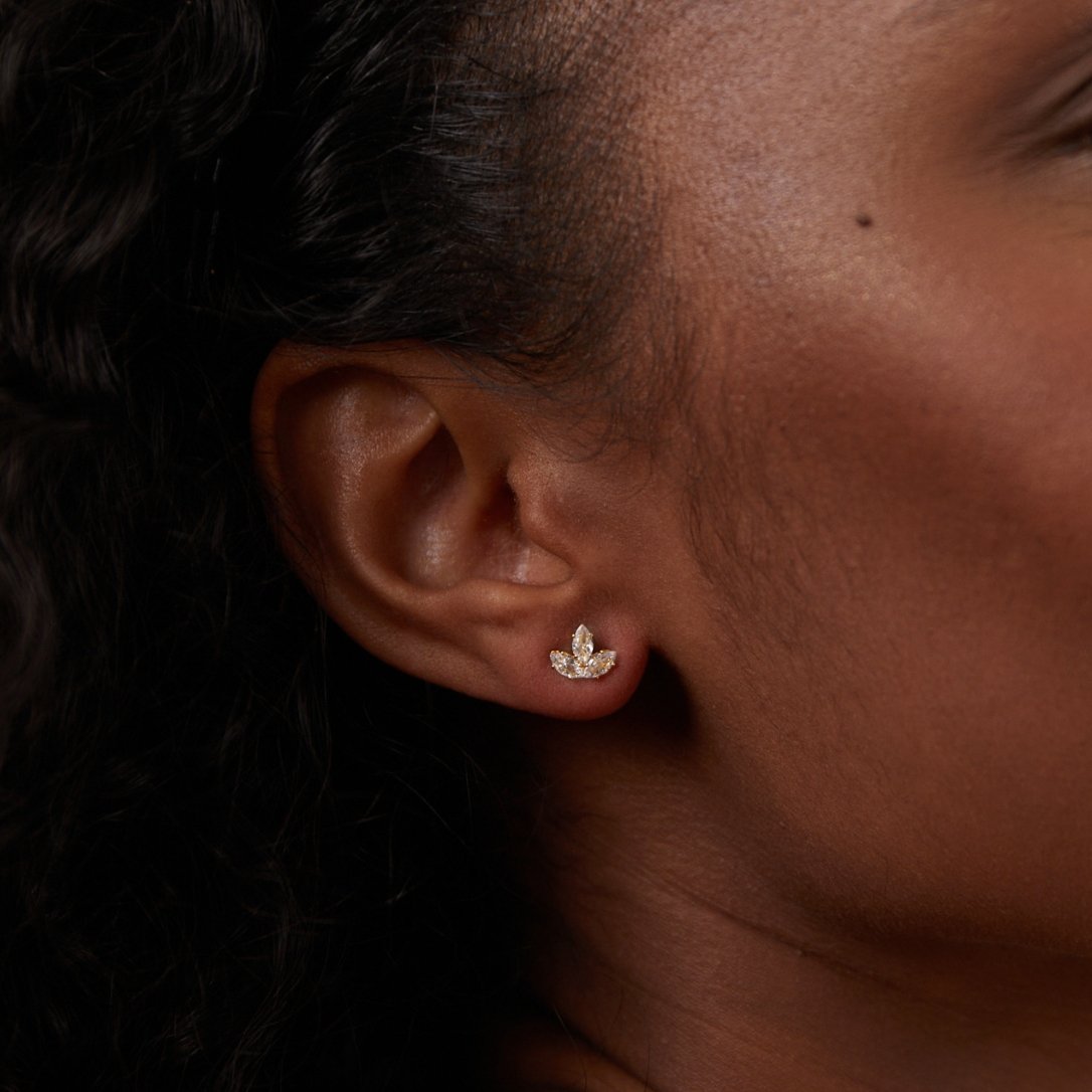 Lotus oorbellen met Zirconia kristallen